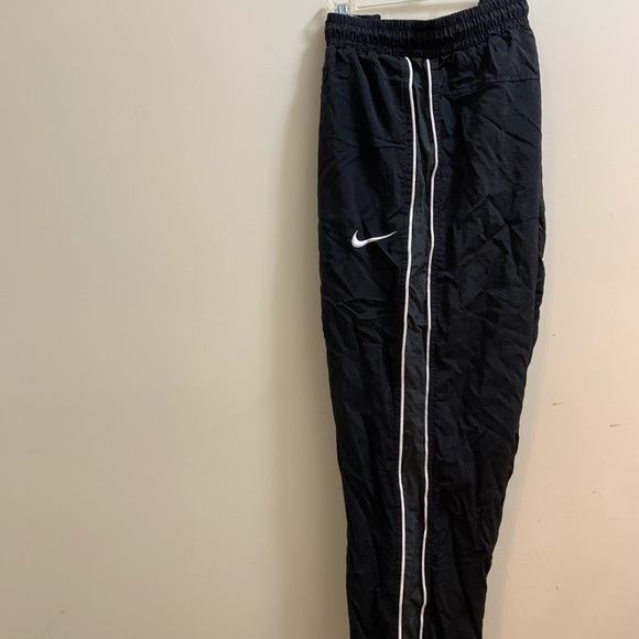 nike sportswear windrunner pants nike sportswear windrunner pants